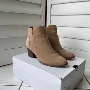 ALDO leather ankle boots